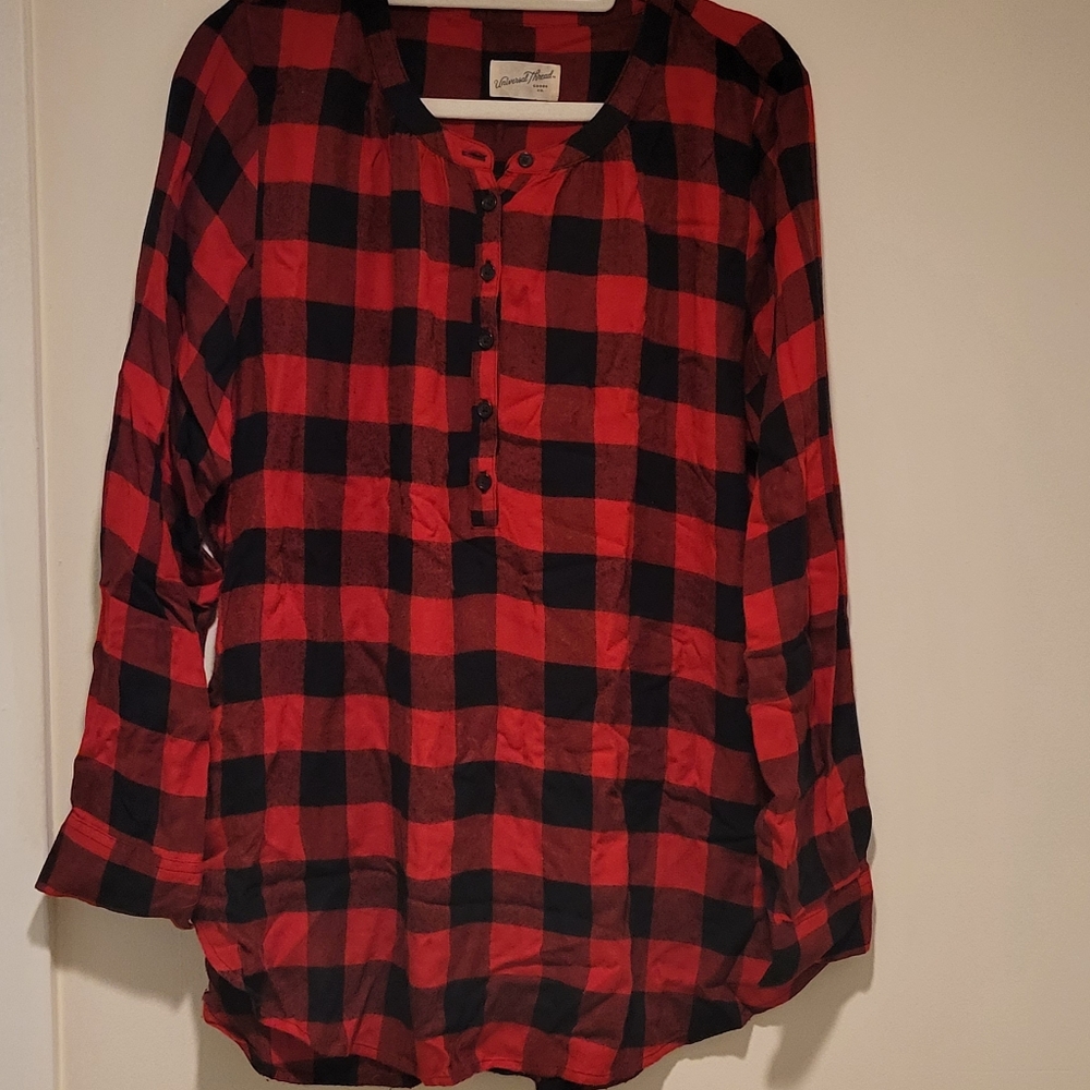 🟥⬛Red and Black Checked Button Down Shirt⬛🟥